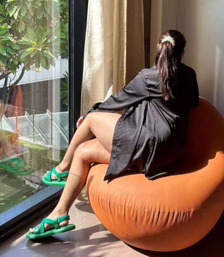 Escort in Rs 999